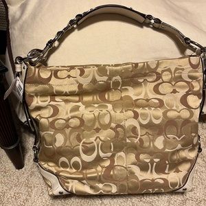 BRAND NEW!! Tan/White Signature Coach Tote